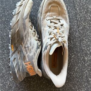 Hoka Women's Running Shoes - Cream and Gray